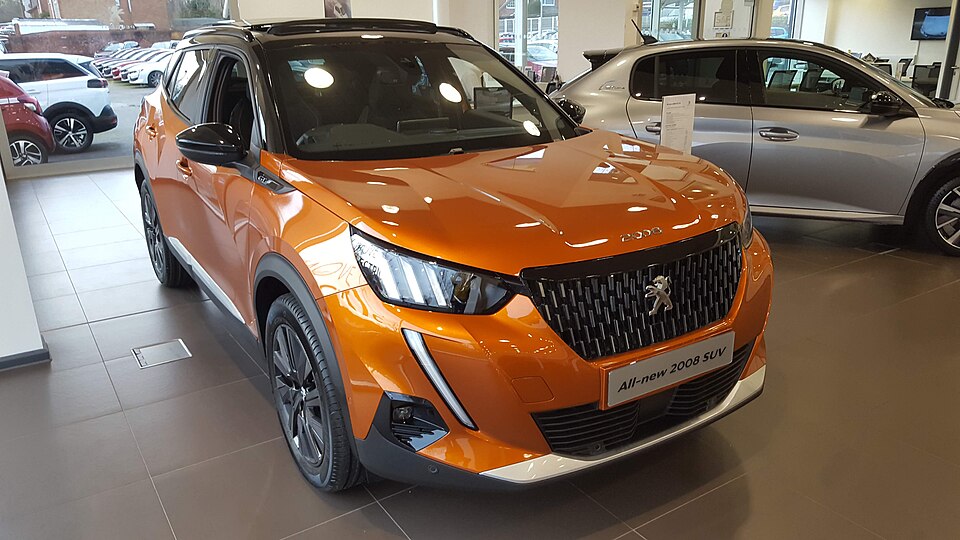 Peugeot 2008 orange en concession